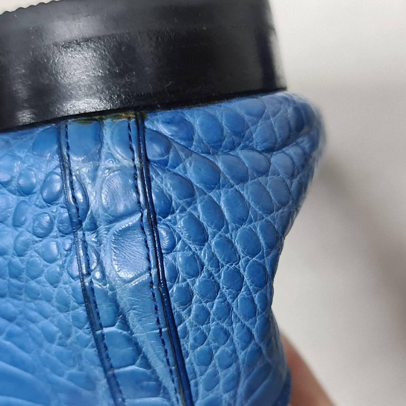 Ballerine Chanel in alligatore blu CC  Sz. 40.5 in vendita 5