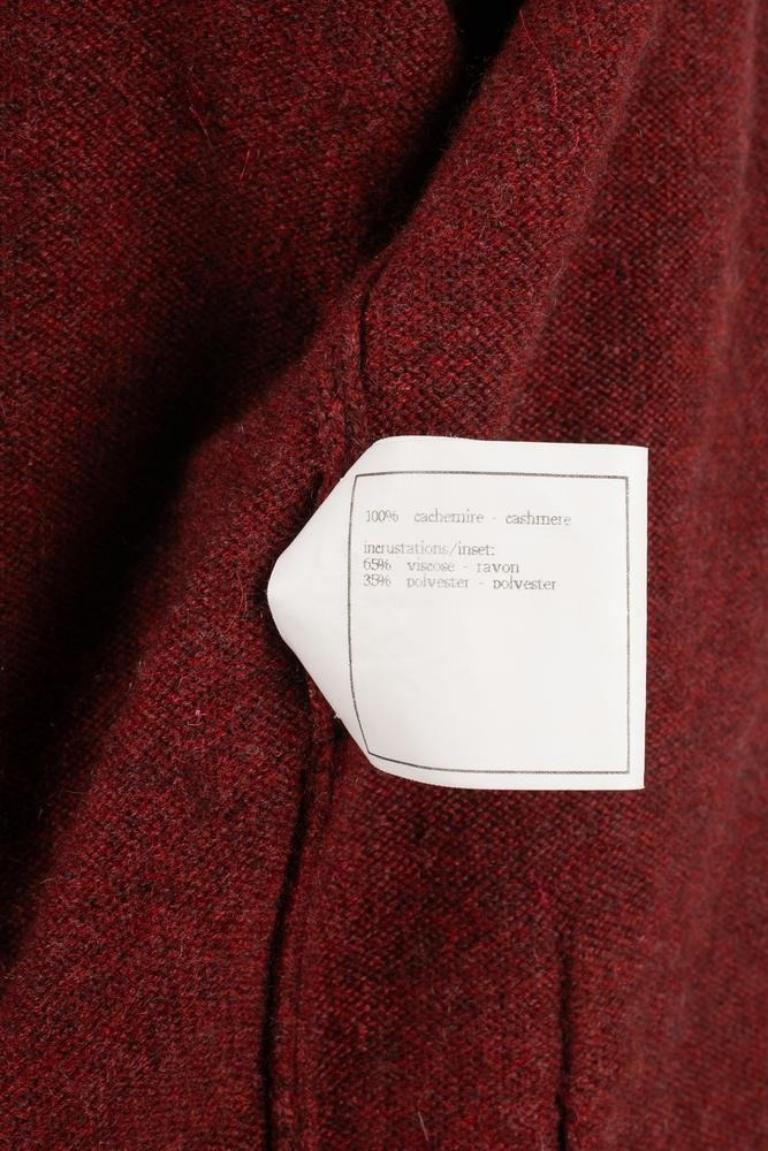 Chanel Blue and Burgundy Cashmere Twin Set, 1996 For Sale 6
