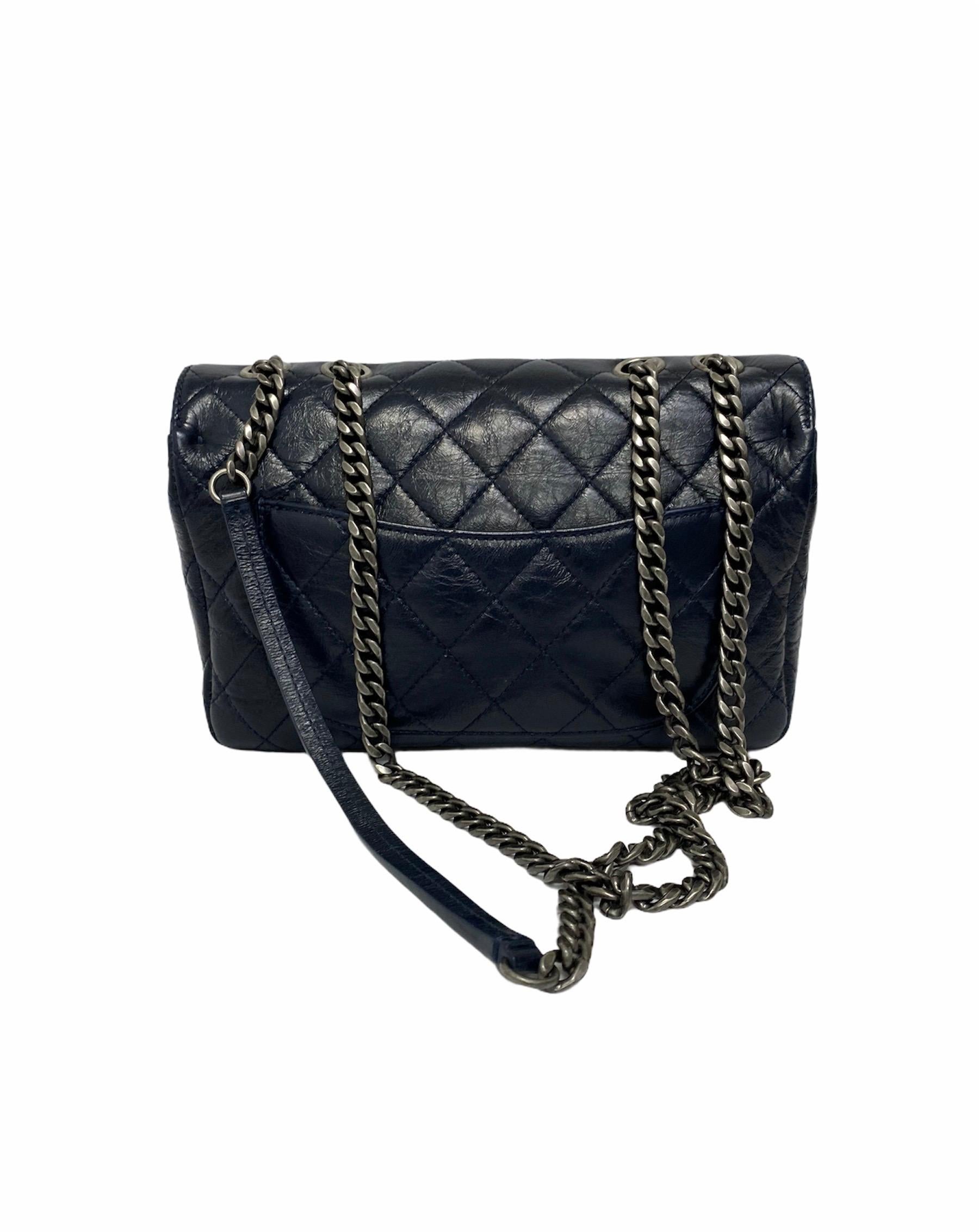 Chanel Blue Bag in Leather with Silver Hardware In Excellent Condition In Torre Del Greco, IT