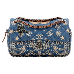 Chanel 2014 Azul Beige Lienzo Acolchado Bandana Bolso Clásico Mediano con Solapa