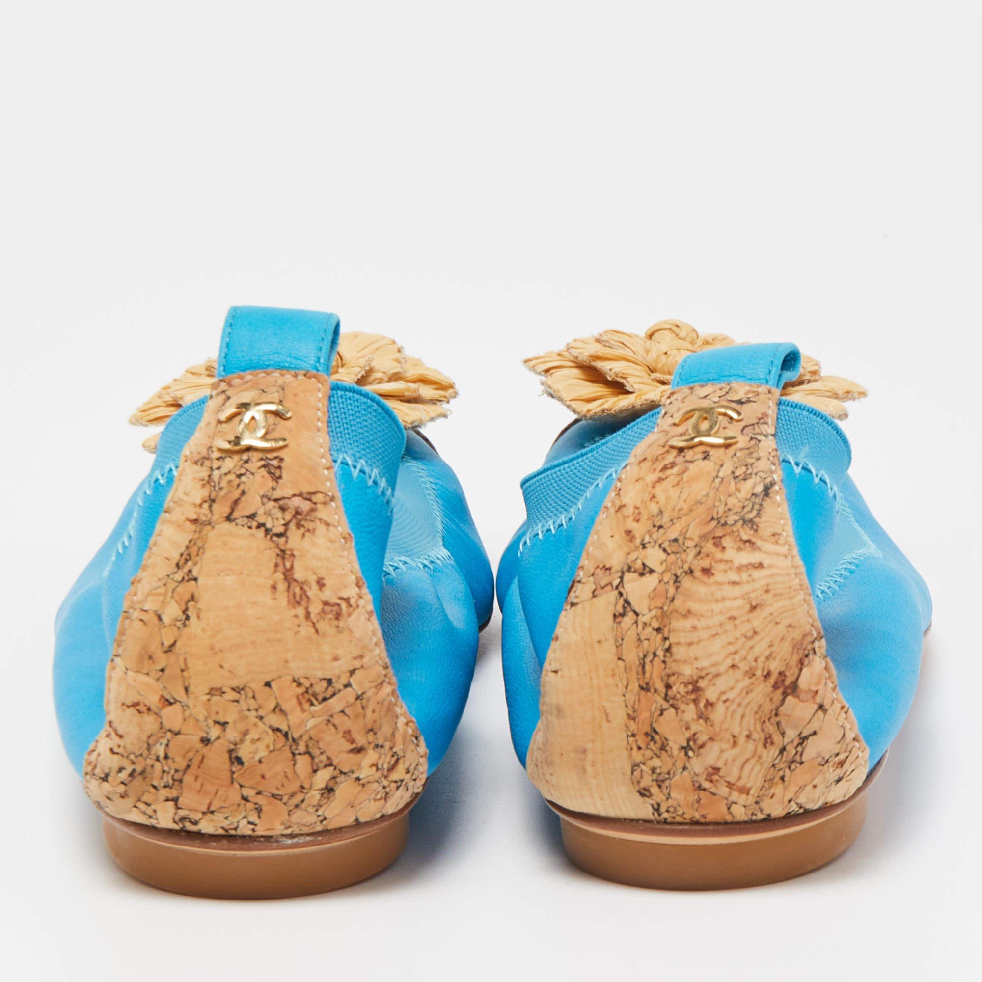 Chanel Blue/Beige Leather and Cork Cap Toe Camellia CC Ballet Flats Size 41 3