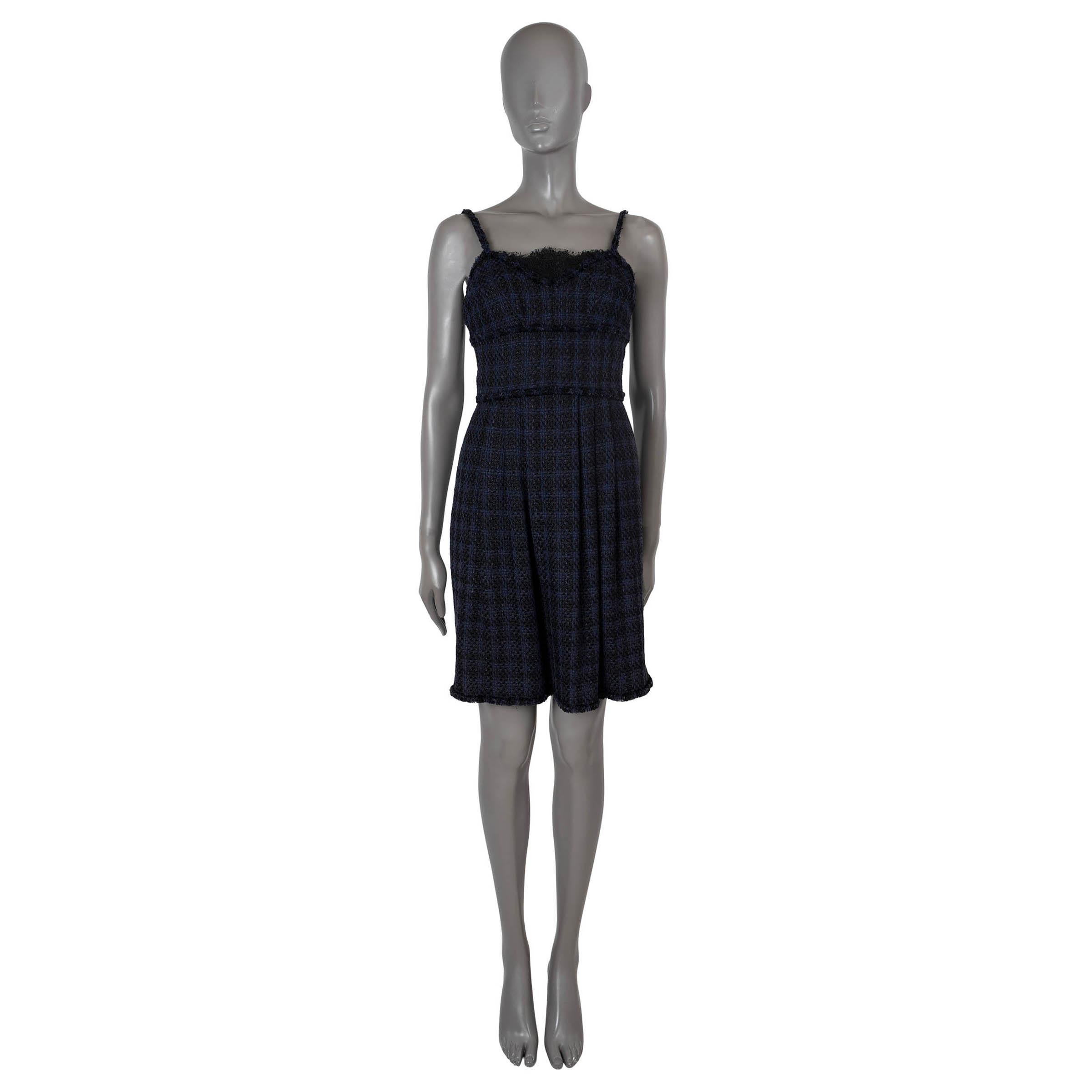 Women's CHANEL blue & black 2007 07P LACE TRIM TWEED Dress XS For Sale