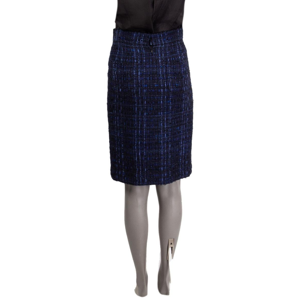Black CHANEL blue & black cotton blend BOUCLE TWEED Pencil Skirt 38 S