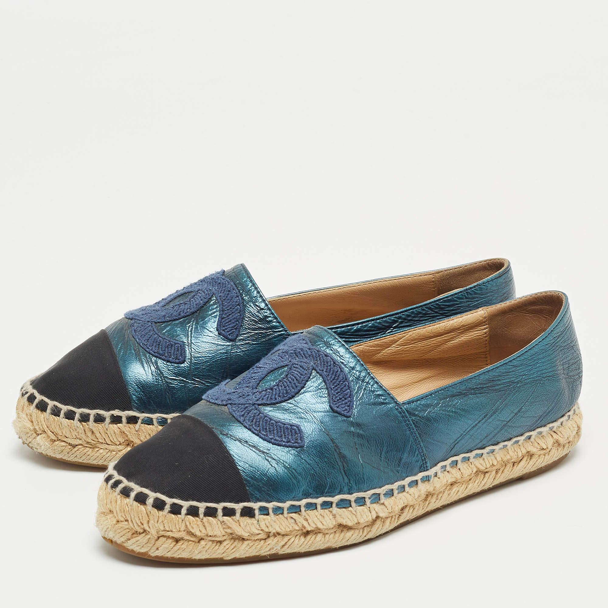 Chanel Blue/Black Leather and Canvas CC Espadrille Flats 2