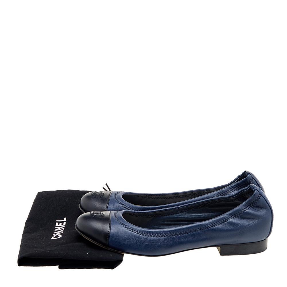 Chanel Blue/Black Leather CC Cap Toe Ballet Flats Size 35.5 2