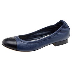 Chanel Blue/Black Leather CC Cap Toe Ballet Flats Size 35.5