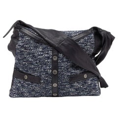 Grand sac Chanel en tweed et cuir bleu/noir