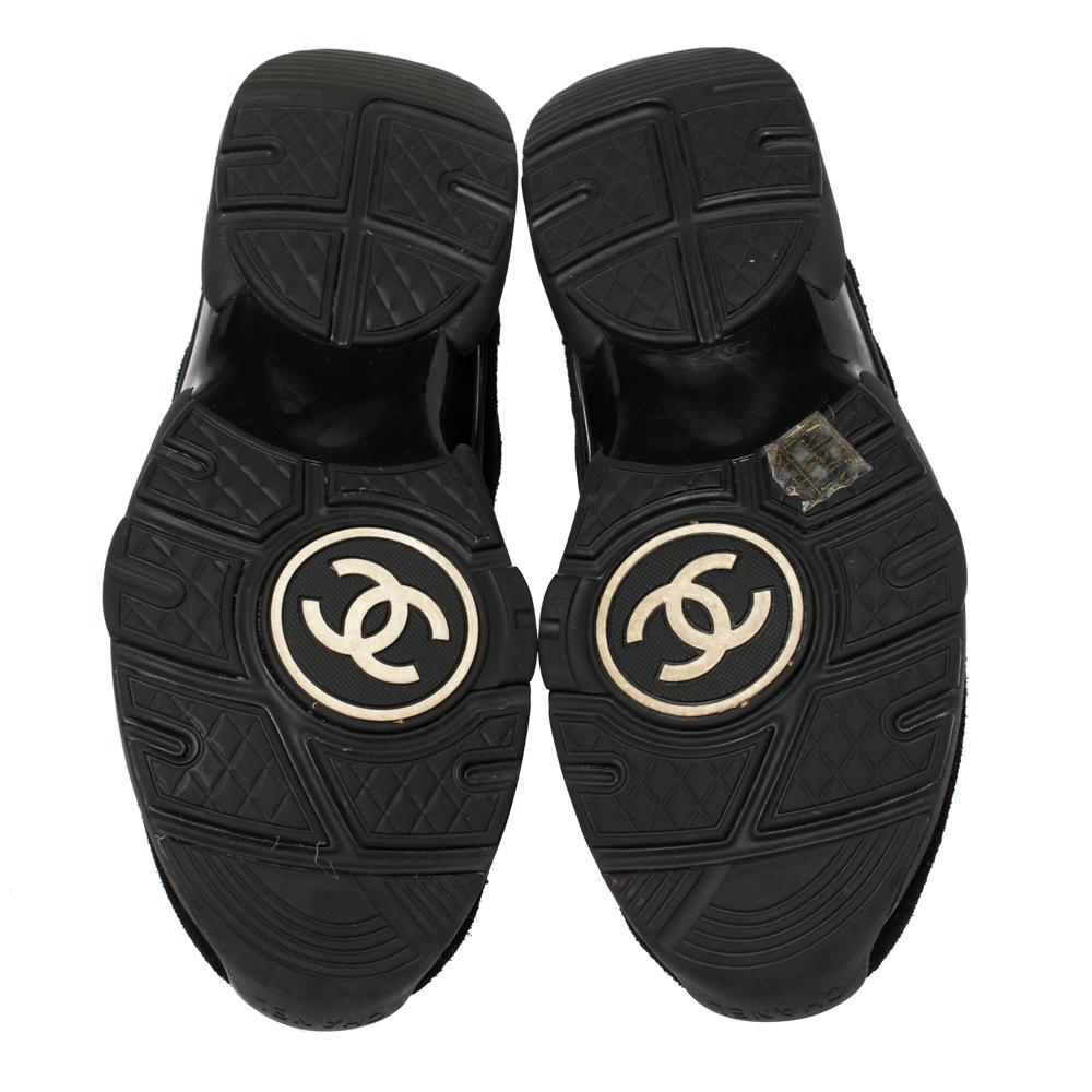 Chanel Blau/Schwarz Samt:: Wildleder und Leder CC Low Top Sneakers Größe 40 Damen