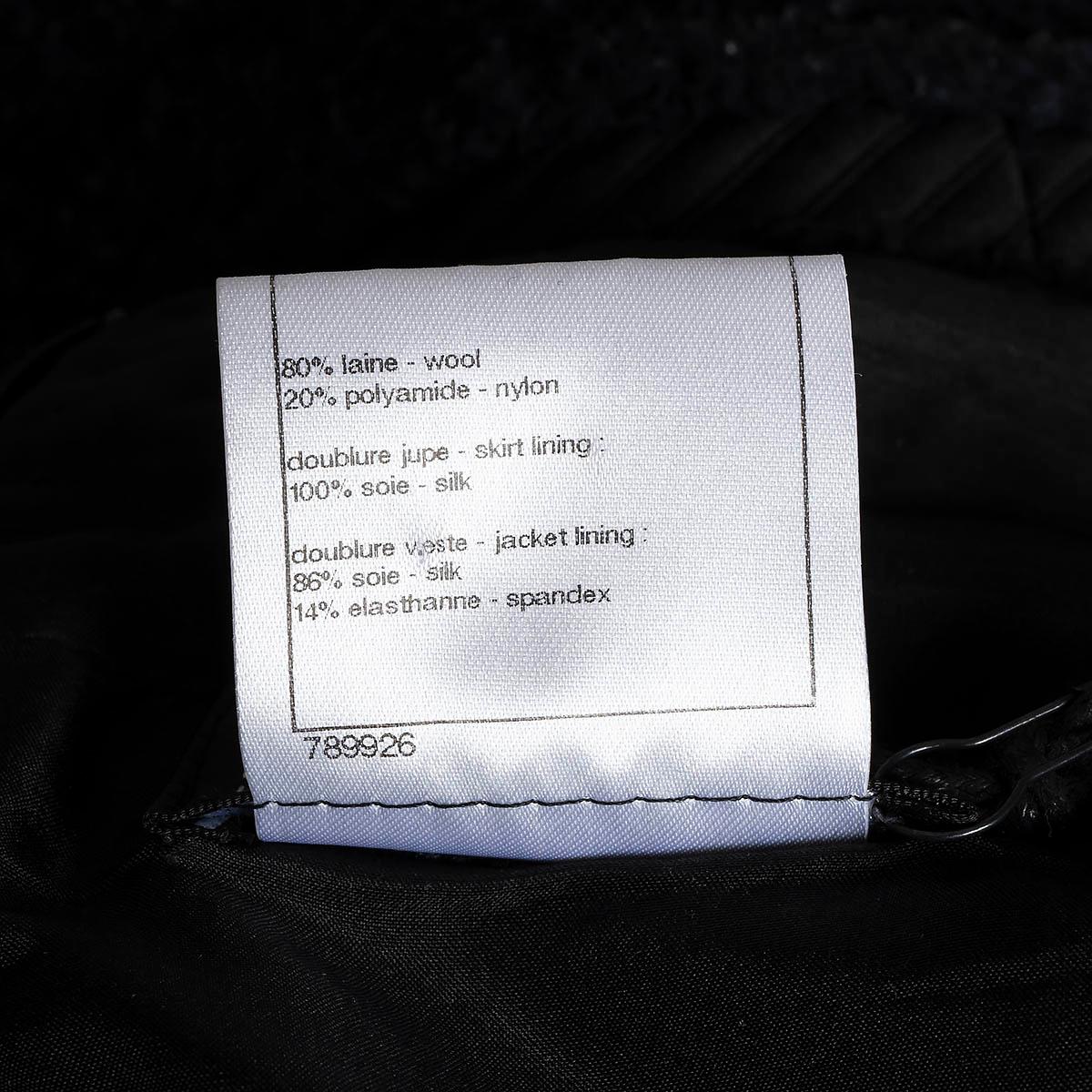 CHANEL laine bleue et noire 2009 09A TWEED Jupe 44 XL en vente 5
