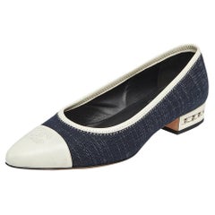 Chanel Blue/Blue Leather and Denim CC Cap Toe Ballet Flats Size 38