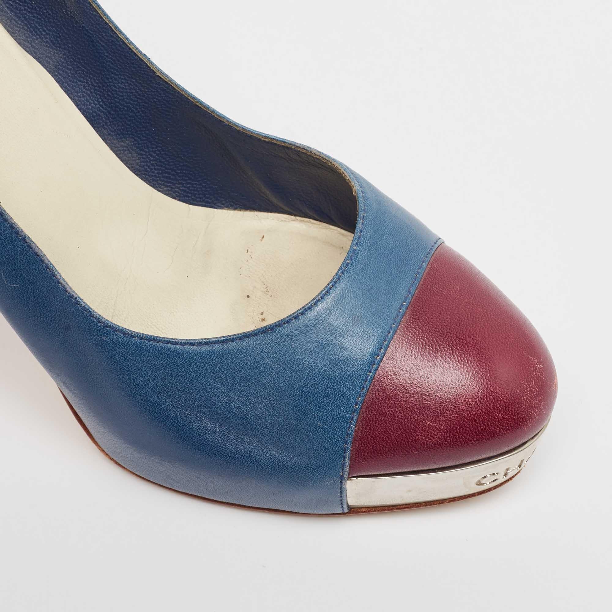 Chanel, pelle blu e bordeaux, con plateau, taglia 39,5 in vendita 2