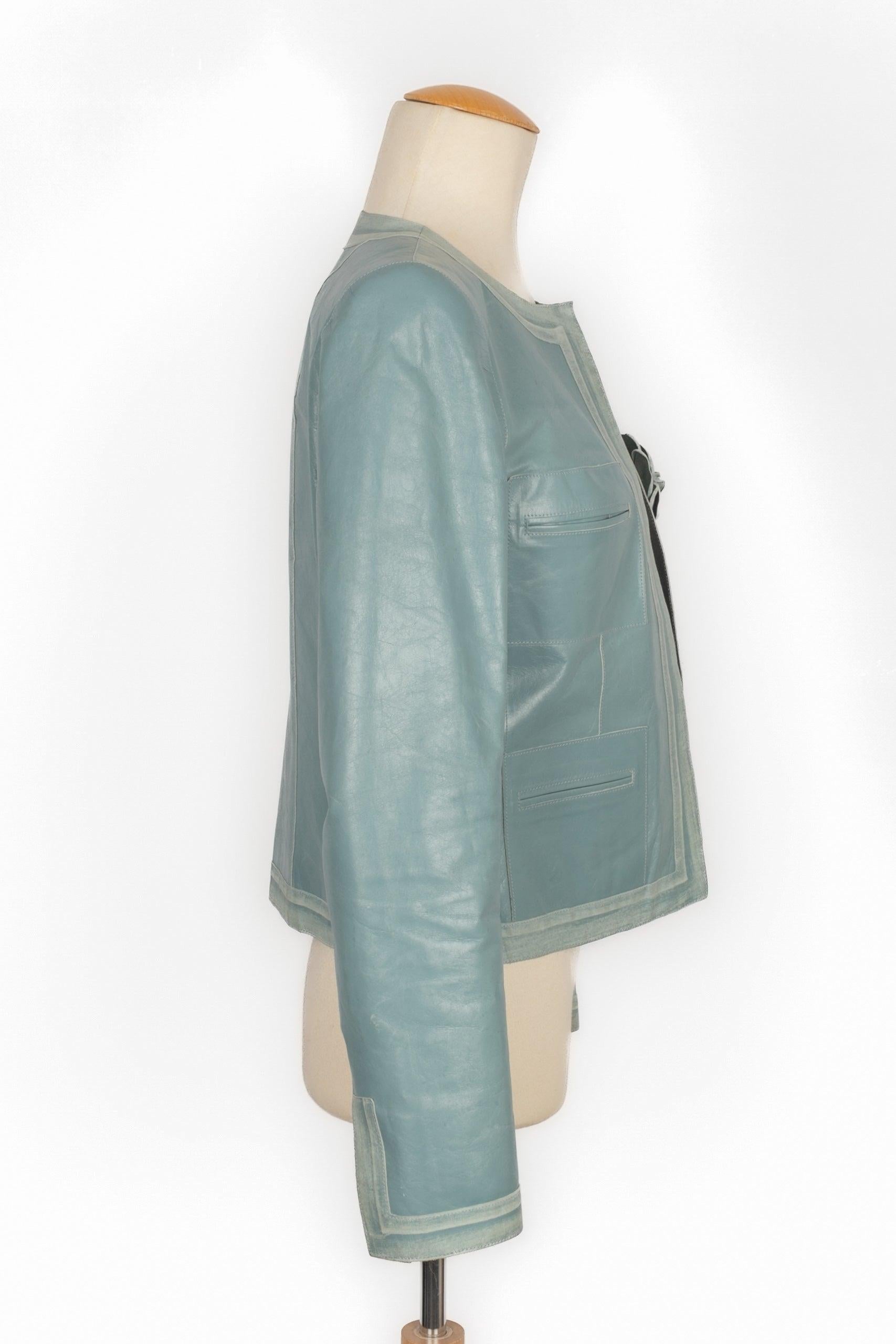 Chanel Blue Calfskin Jacket, 2003 In Good Condition For Sale In SAINT-OUEN-SUR-SEINE, FR
