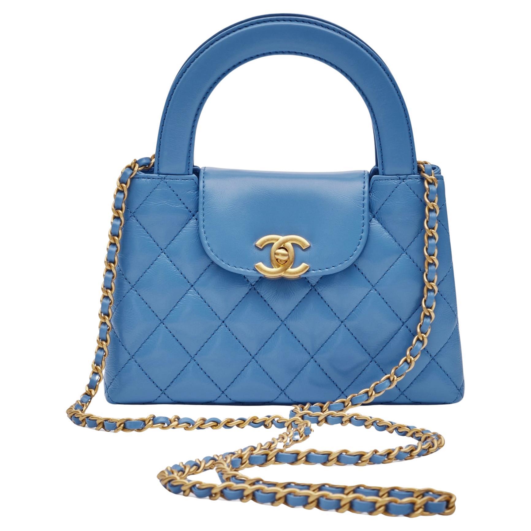 Mini sac Kelly shopping Chanel en veau bleu en vente