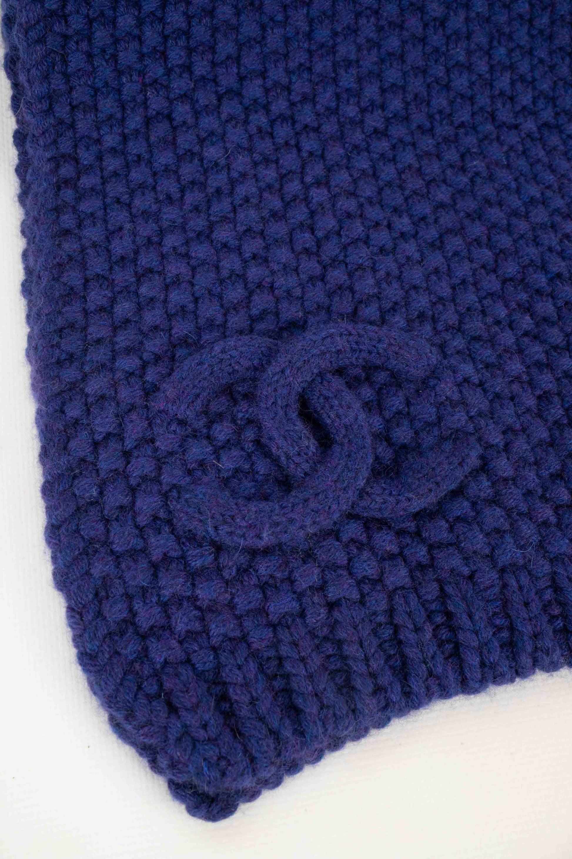 Women's Chanel Blue Cashmere Scarf For Sale