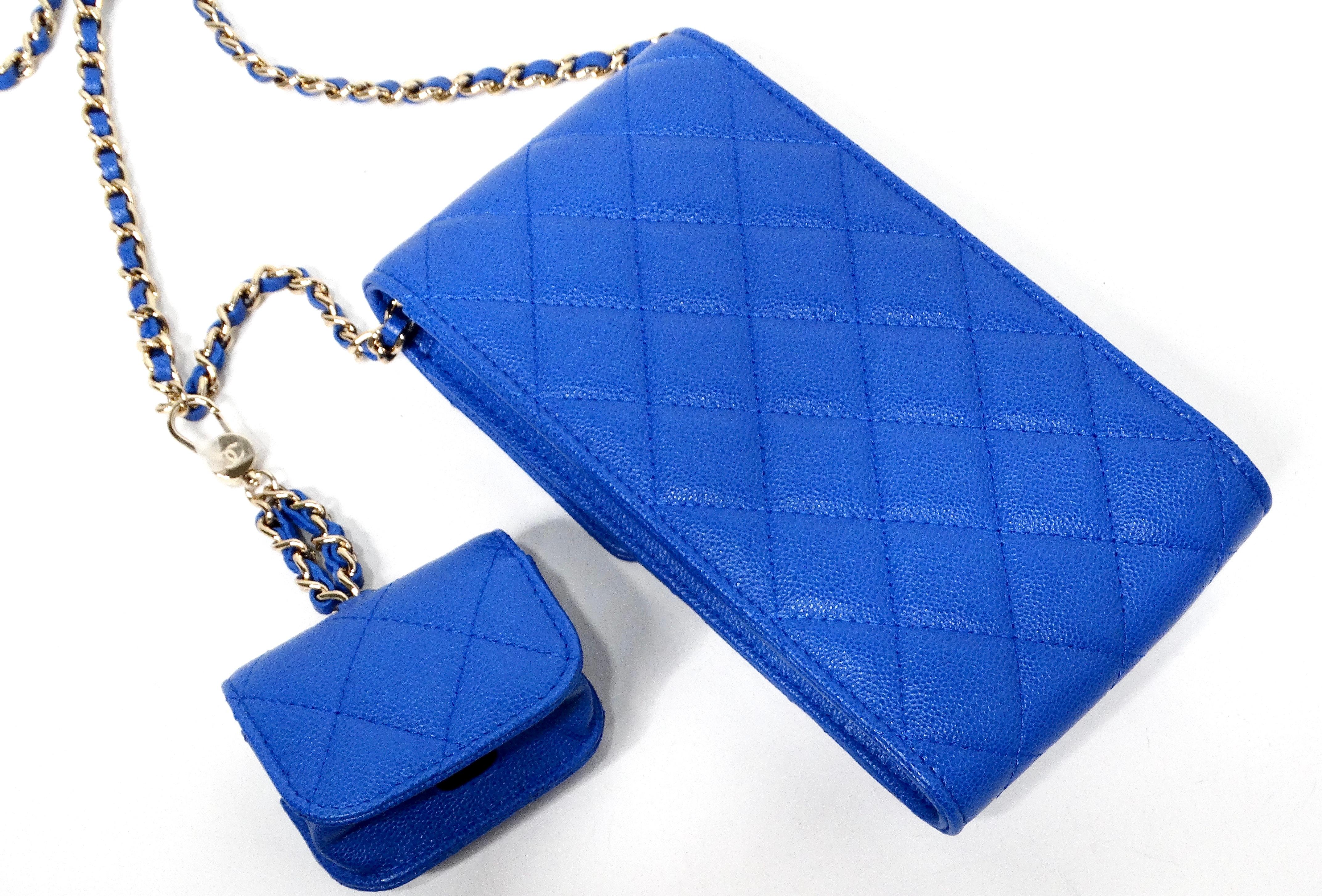 Chanel Blue Caviar Leather Phone & AirPods Pro Case With Chain 2022 For Sale 3