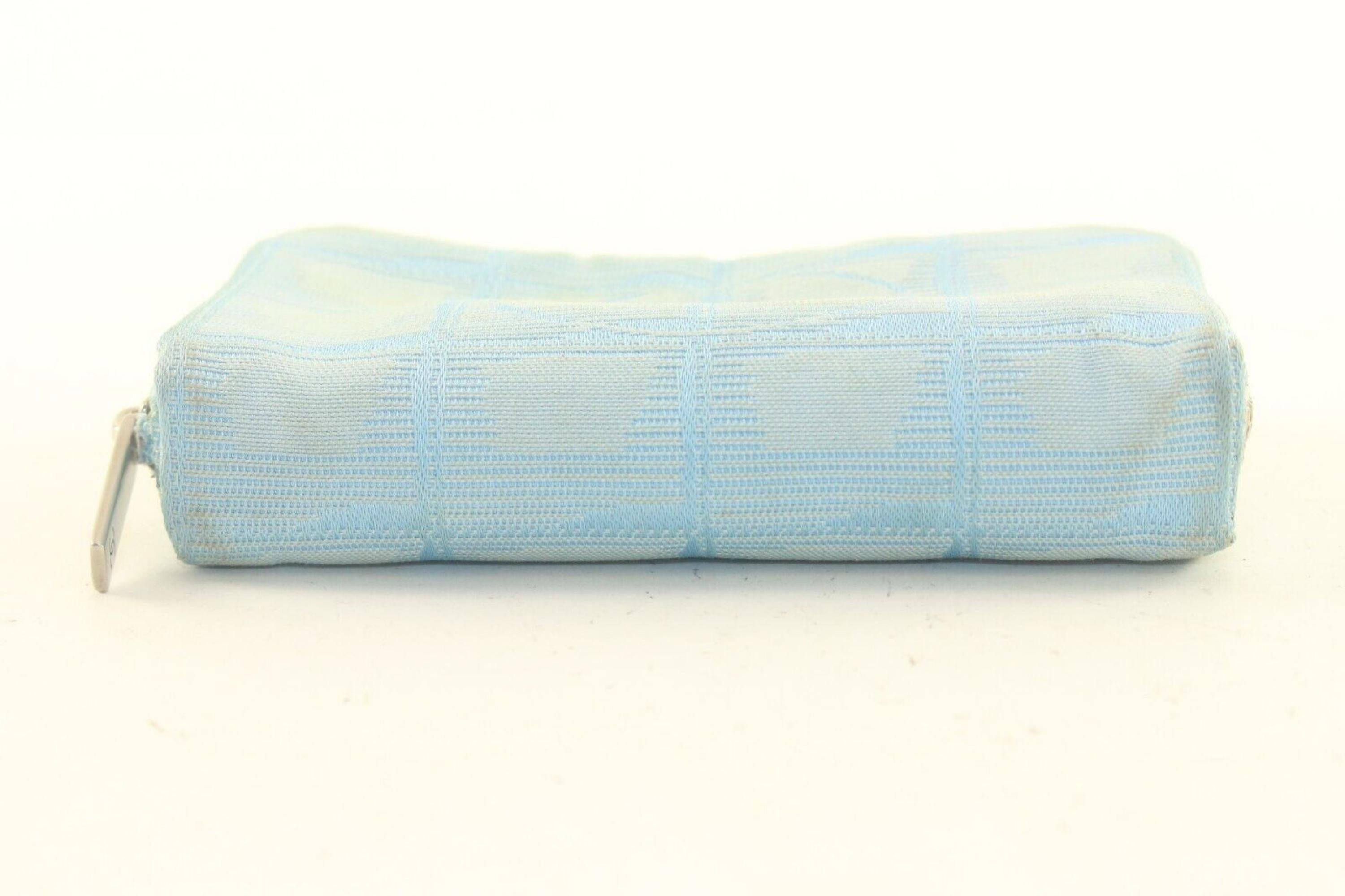 Women's Chanel Blue CC Zip Pouch 3CC712K For Sale