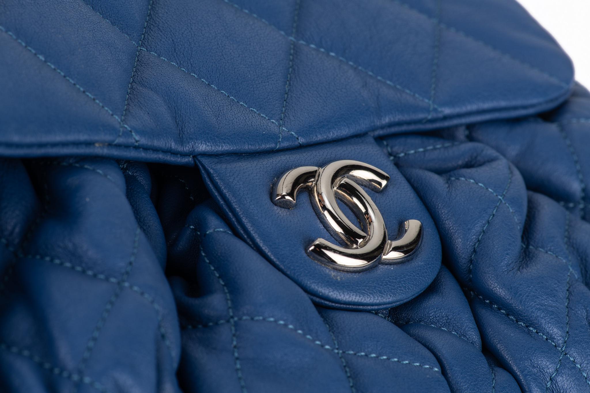 Chanel Blue Chain Around Flap Bag For Sale 5