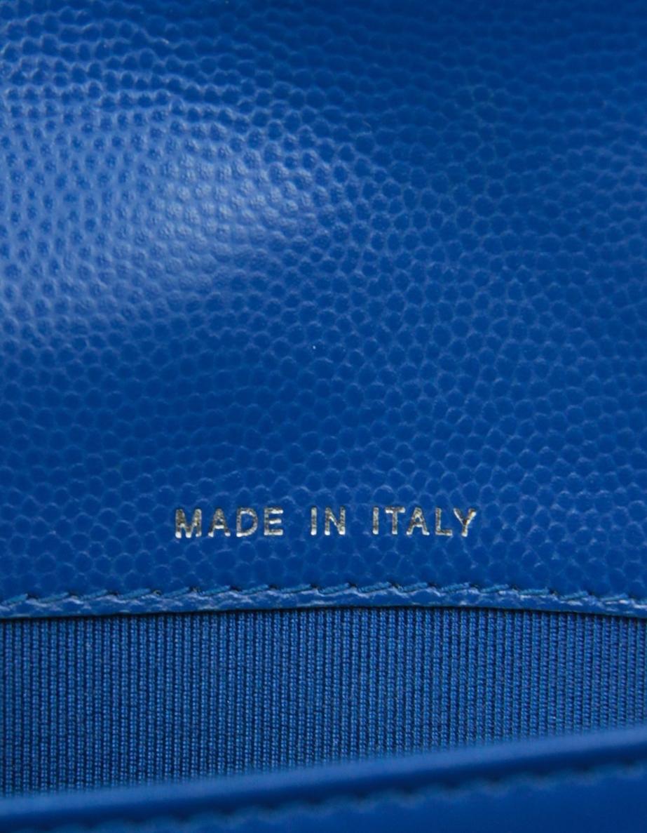 Chanel Portafoglio lungo blu Chevron trapuntato in pelle Caviale CC con soffietto Classic Flap in vendita 3