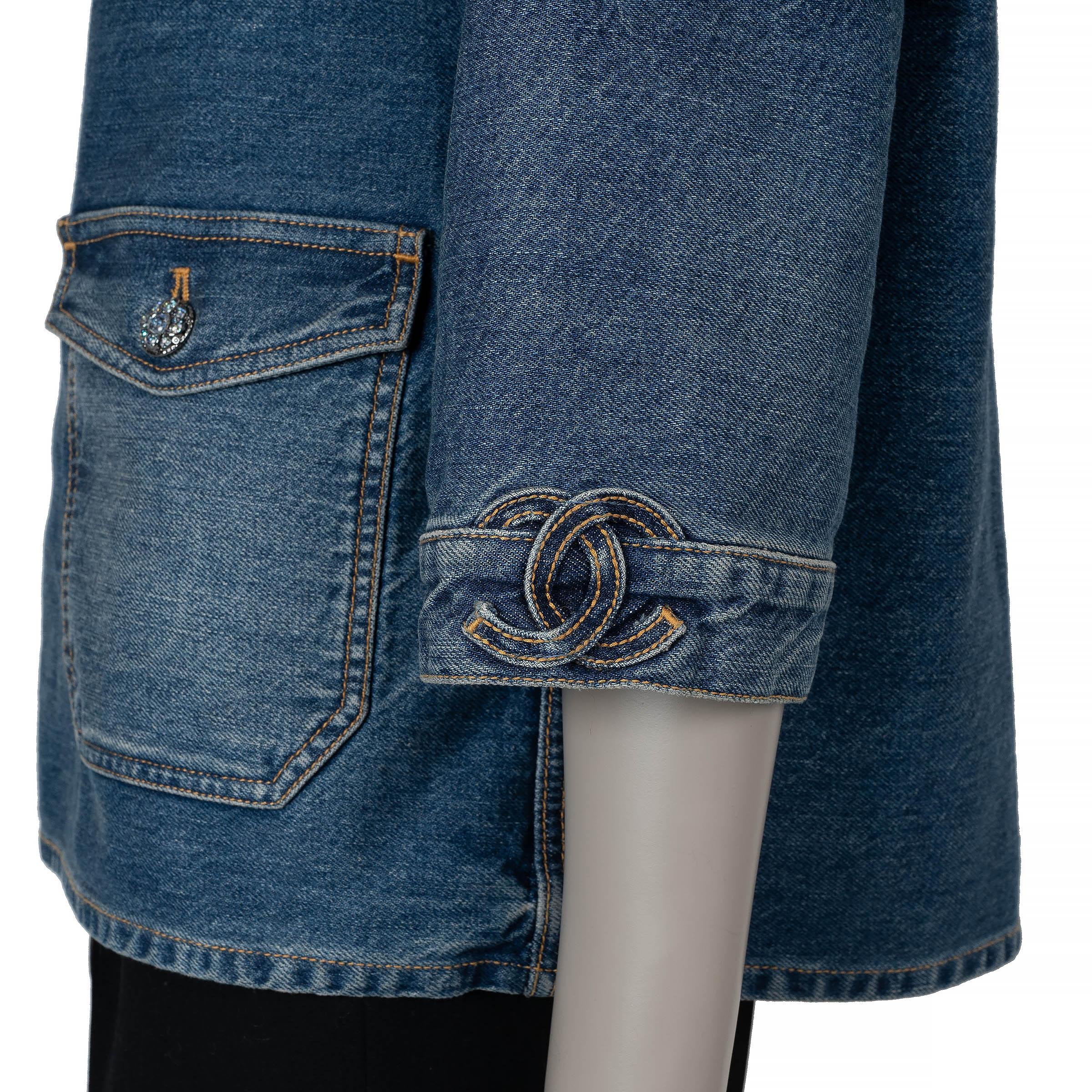 CHANEL blue cotton 24S WASHED DENIM Blouse Shirt 36 XS For Sale 2