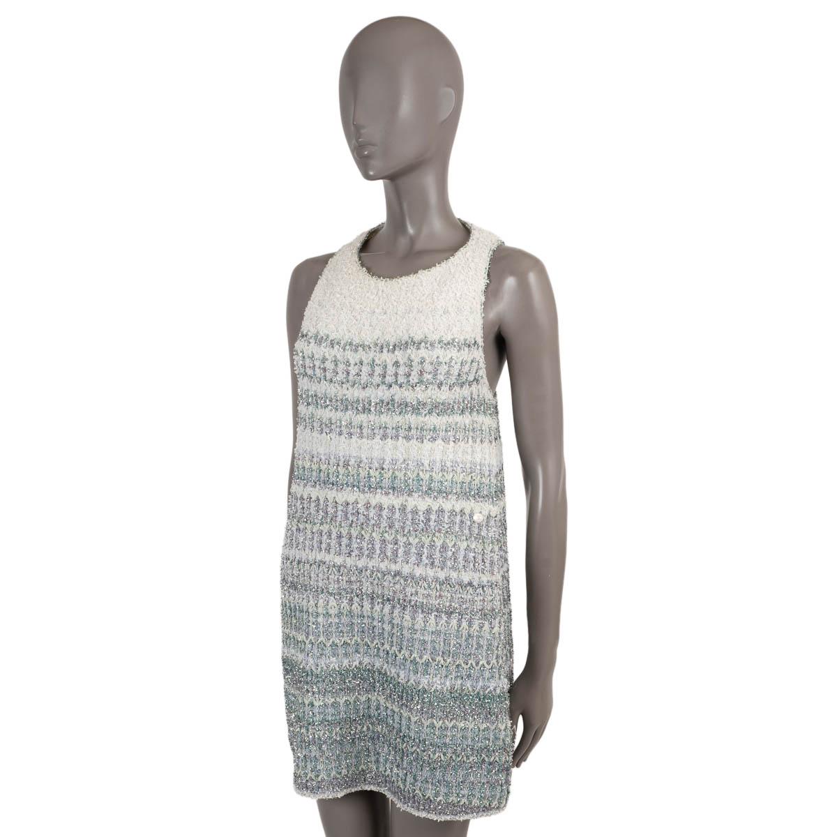 100% authentic Chanel waterfall lurex sleeveless knit dress in ivory and blue cashmere (39%), polyamide (27%), cotton (23%), polyester (6%) and silk (5%) - please note the content tag is missing. Features an A-line silhouette, round neck and