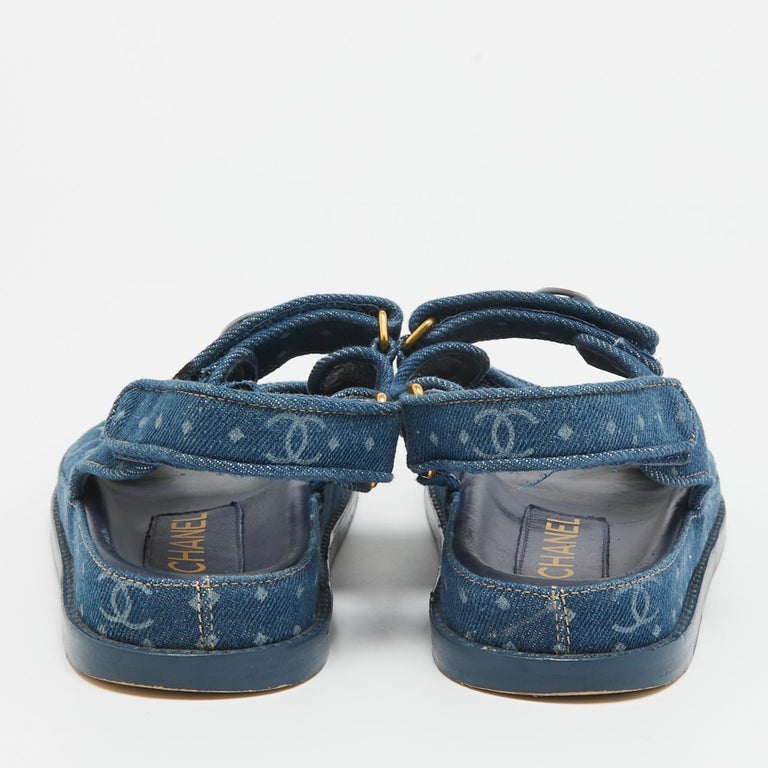 Chanel Blue Denim Dad Interlocking Slingback Sandals Size 36  display picture 2