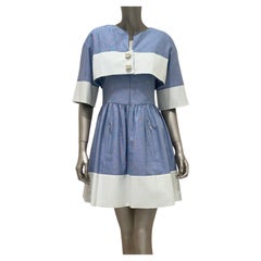 Robe bleue Chanel avec cape – Collection printemps 2013 – Taille 36