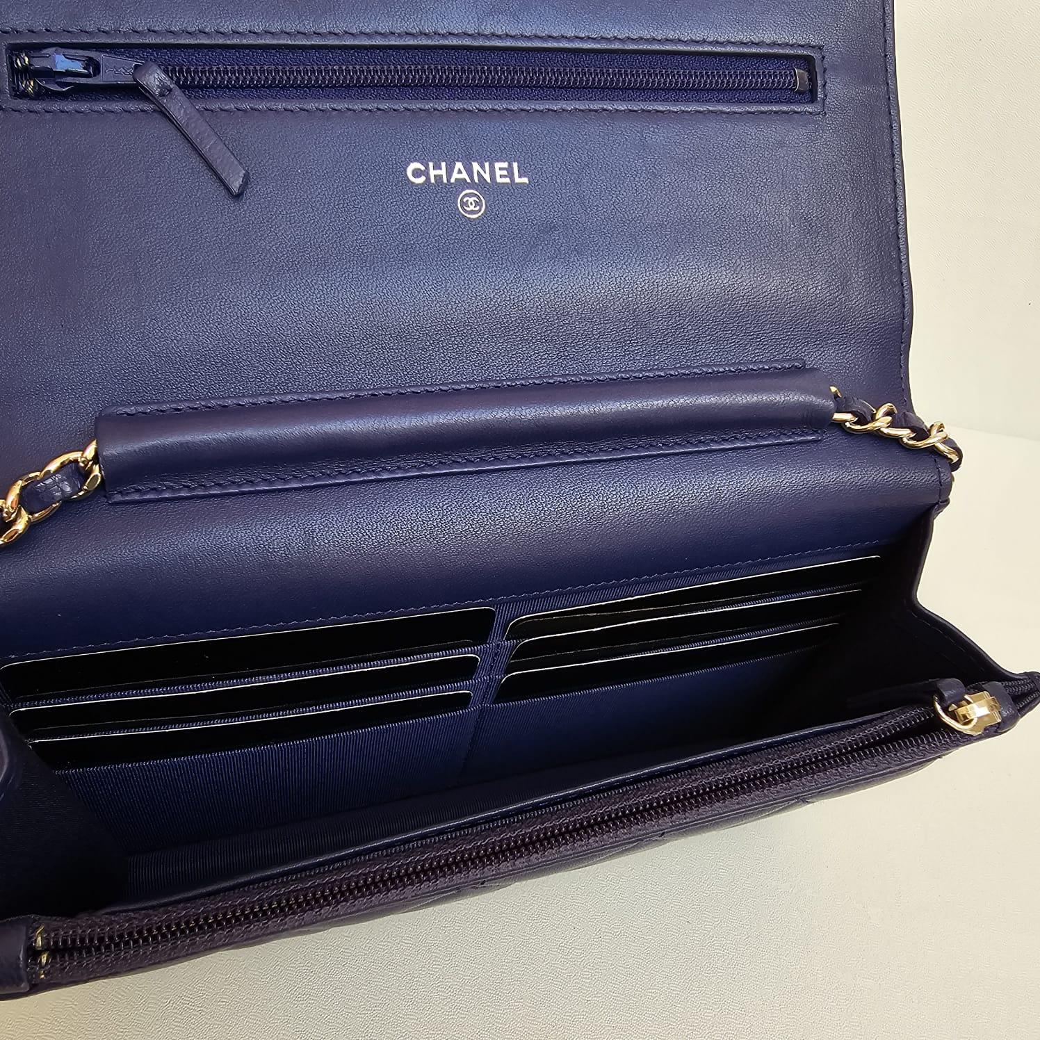 Chanel Blau Electric Lammfell Gesteppt Brieftasche an Kette an Kette im Angebot 4