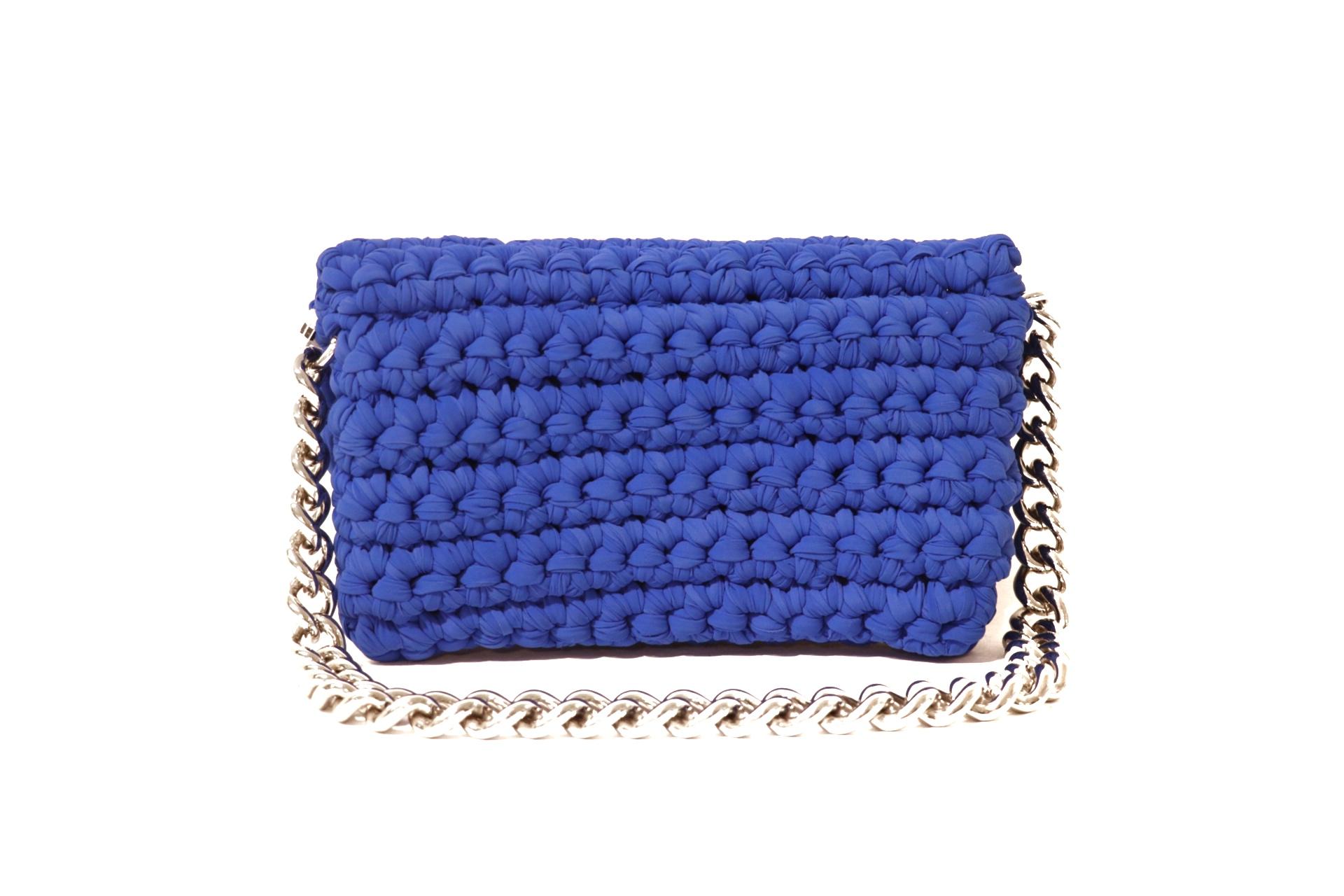 chanel crochet bag