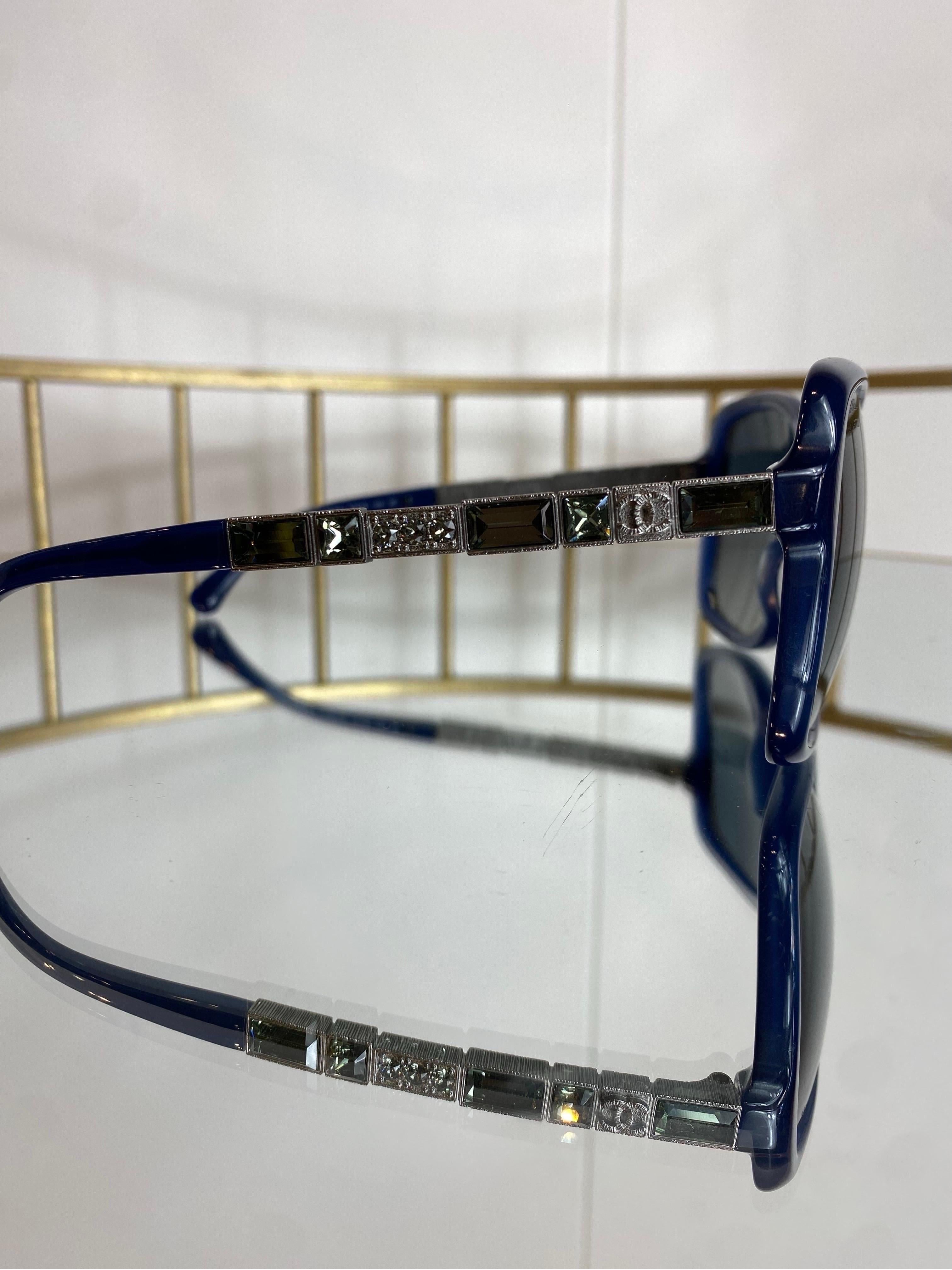 Women's or Men's Chanel blue frame polarized Sunglasses For Sale