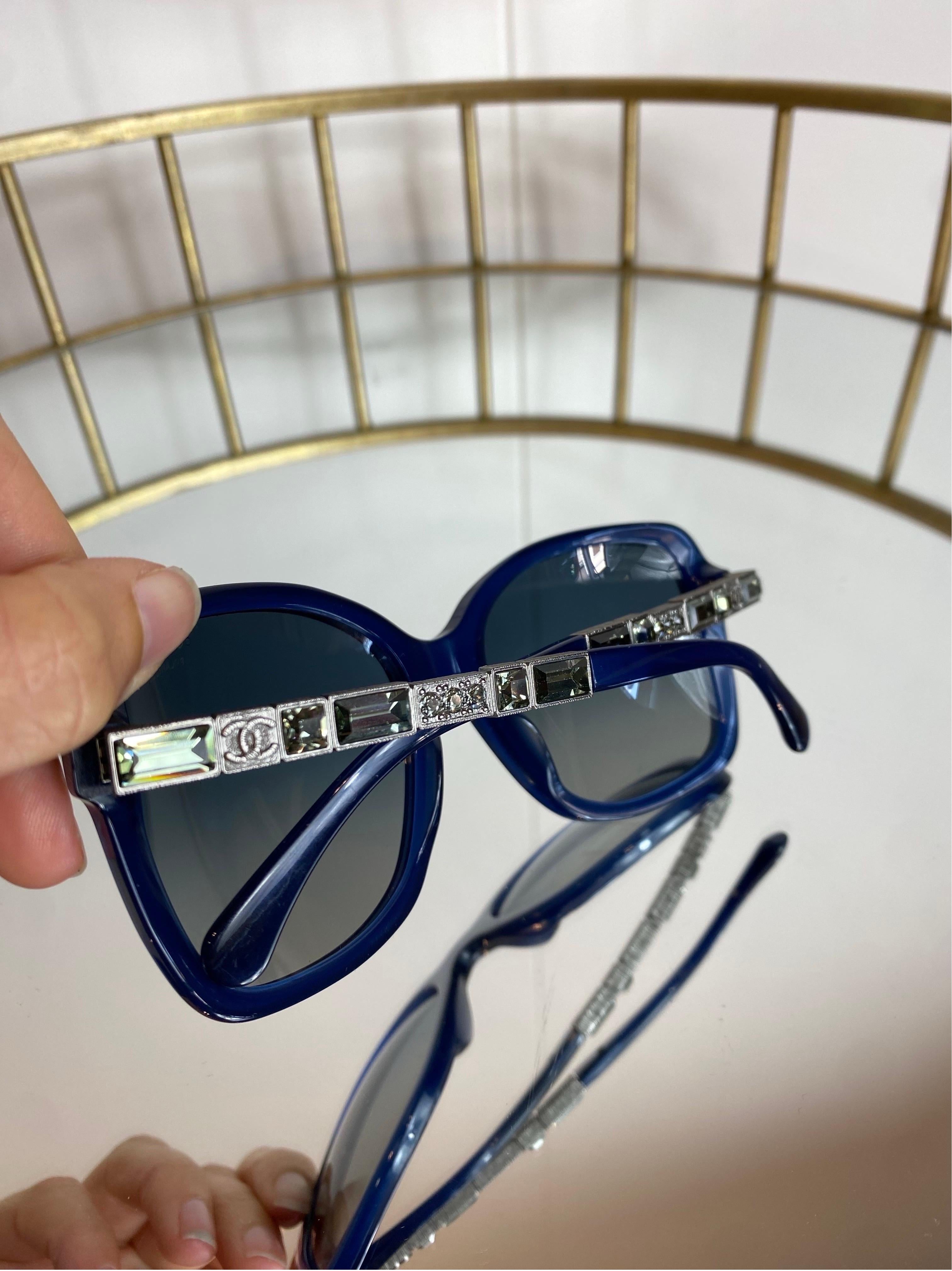 Chanel blue frame polarized Sunglasses For Sale 2