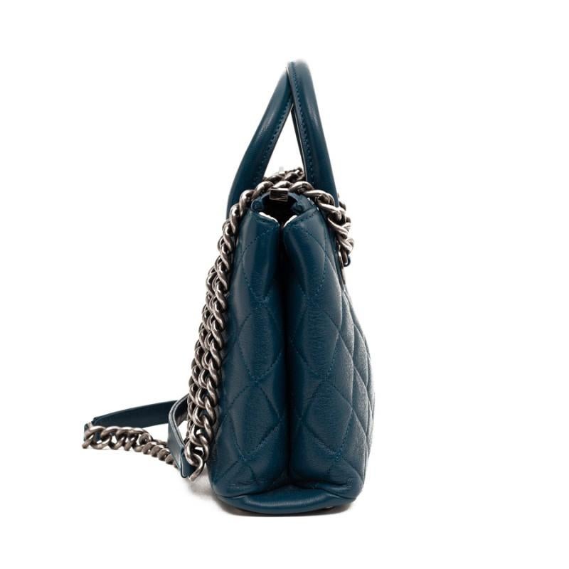 Women's Chanel Blue Grained Leather Bag