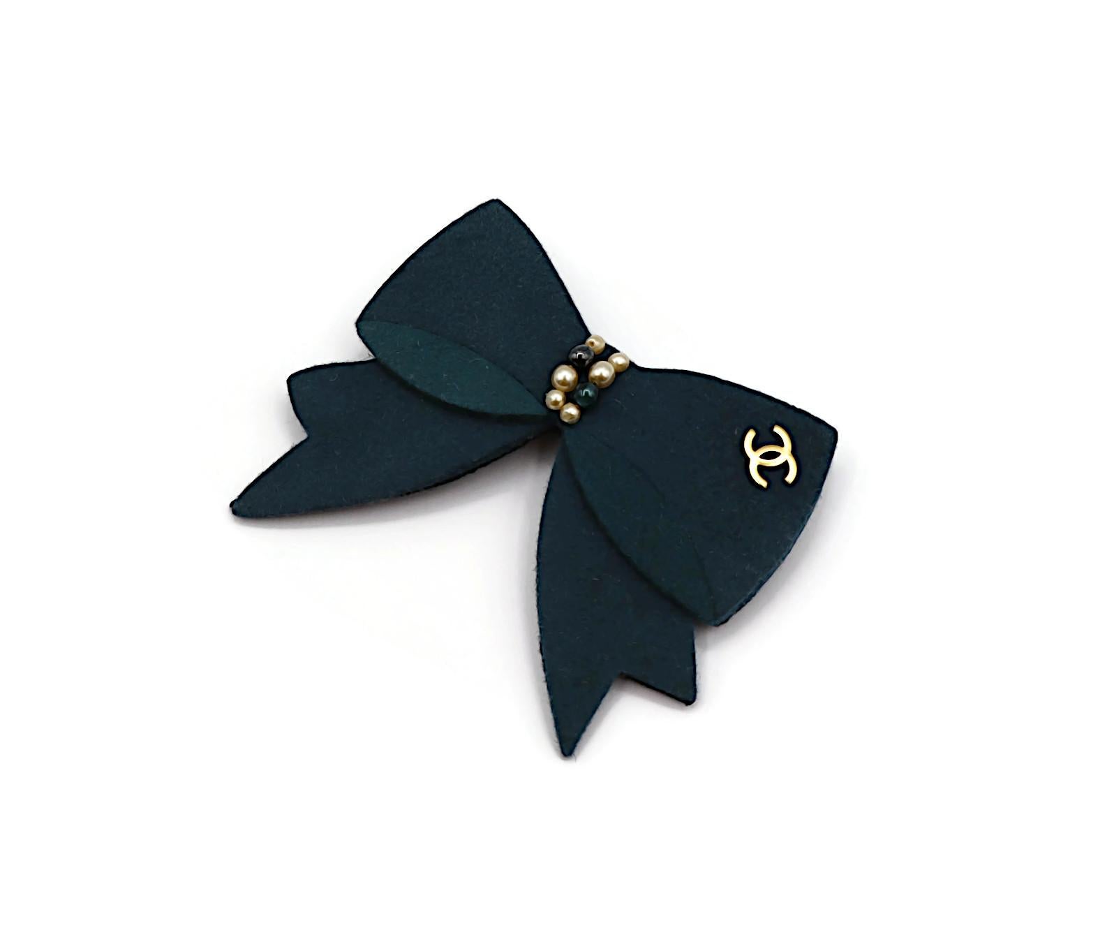 Women's CHANEL Blue & Green Felt CC Bow Brooch