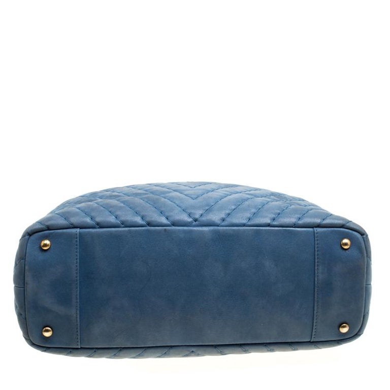 Sac Chanel Tote « Chevron surpiqué » rouge main image 1
