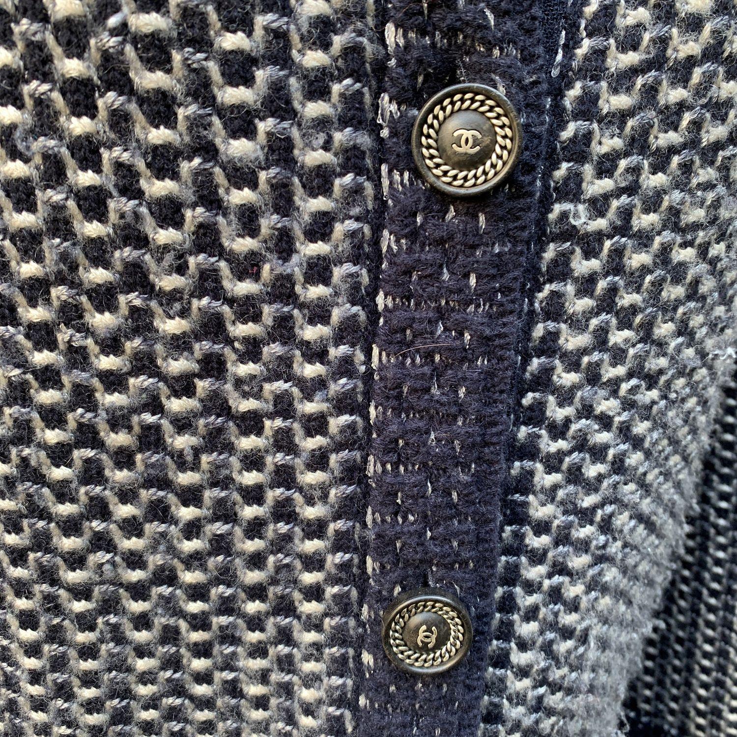 Chanel Blue Knit Cashmere Silk Long Cardigan Size 38 FR For Sale 2