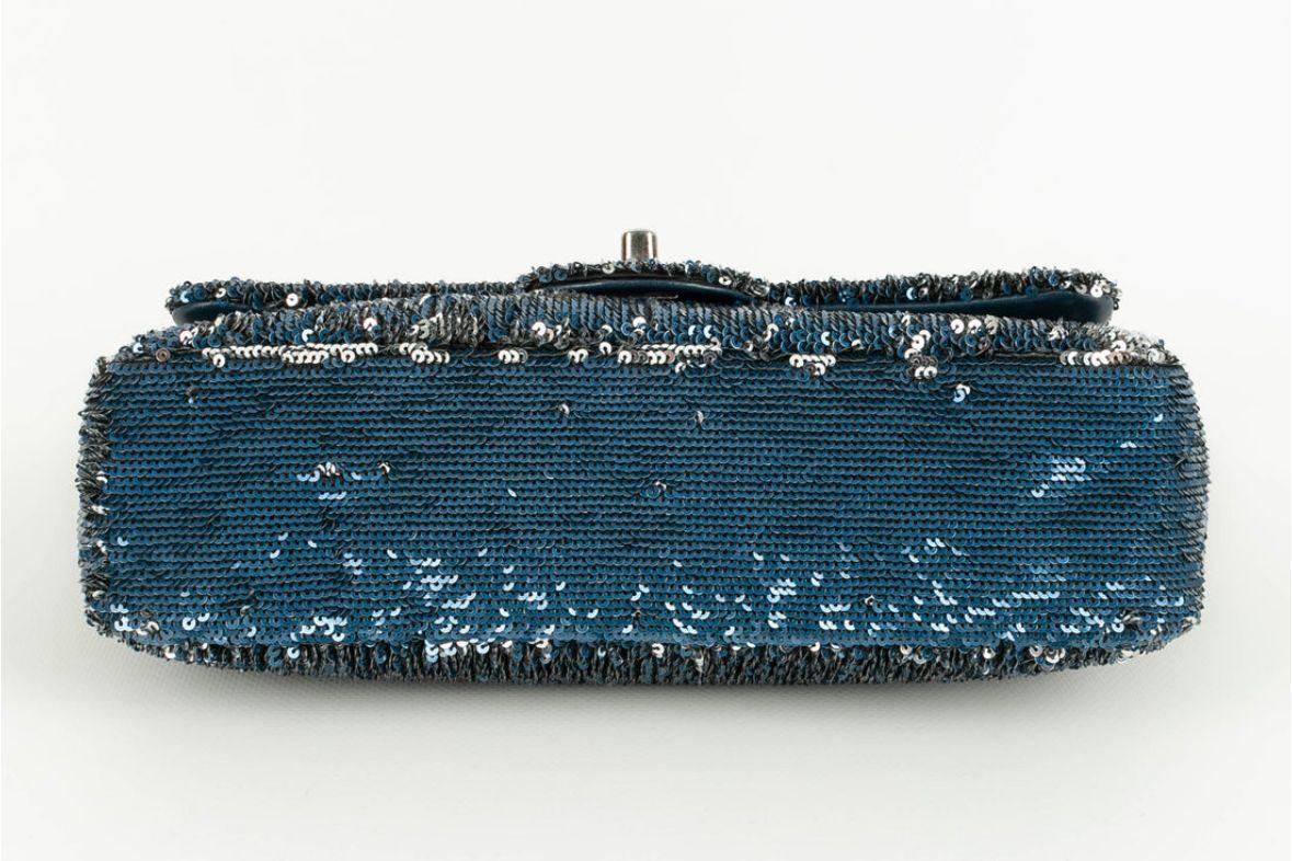 Borsa Chanel in pelle blu Parigi-Cuba, 2017 in vendita 2