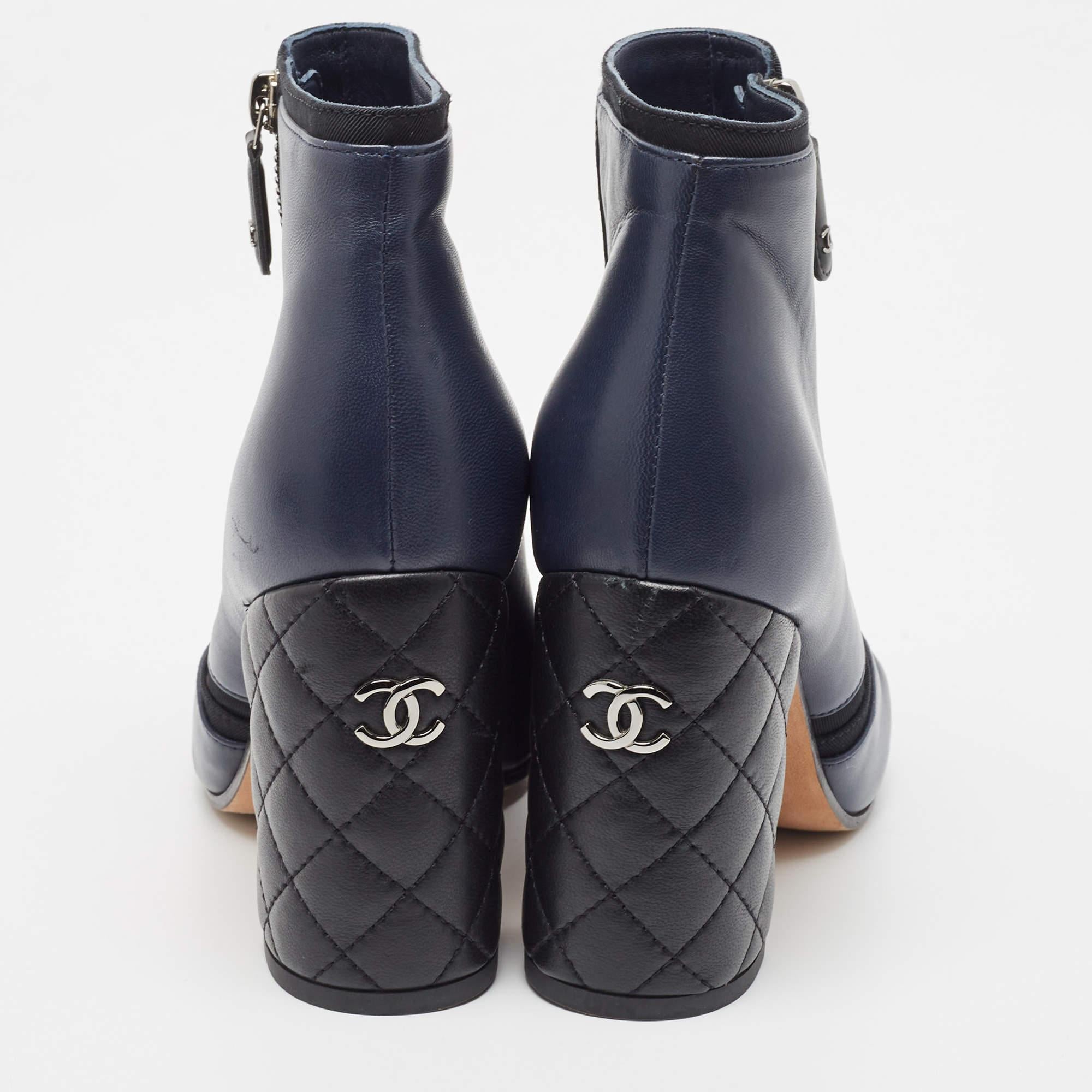 Chanel Blue Leather CC Block Heel Ankle Boots Size 36 For Sale 4