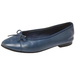 Chanel Blue Leather CC Bow Cap Toe Ballet Flats Size 38.5