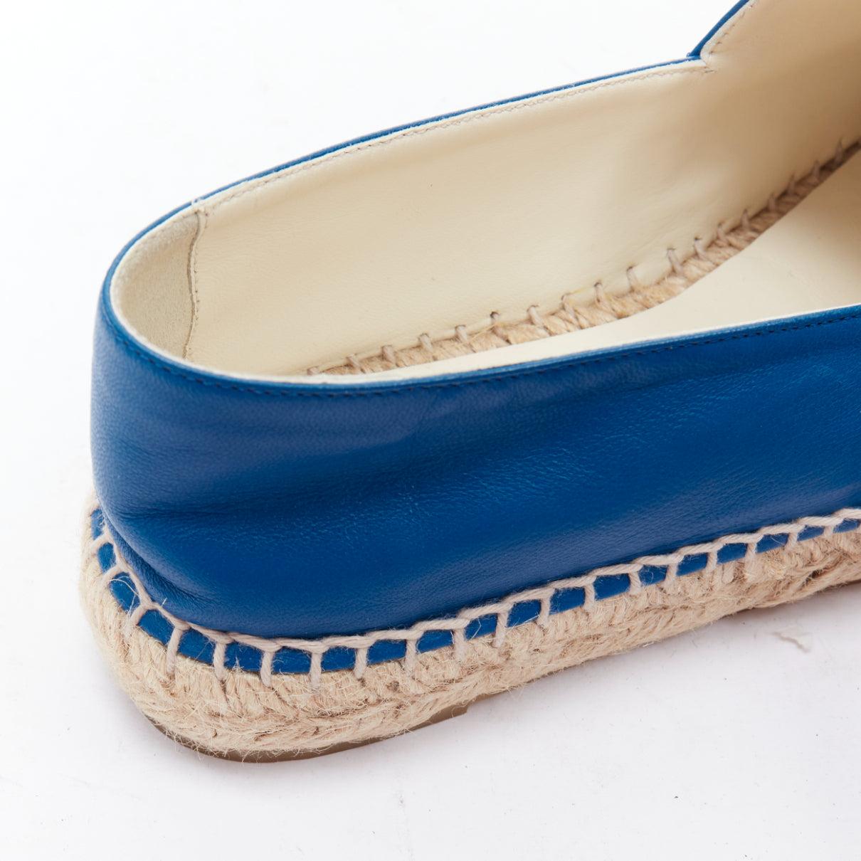 CHANEL blue leather CC logo jute espadrille shoes EU38 For Sale 3