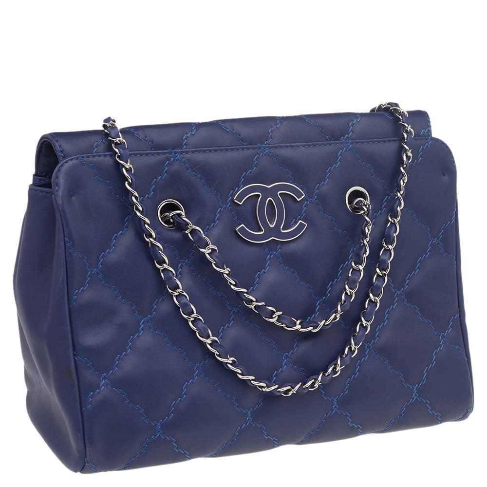 Chanel Blue Leather Large CC Hampton Flap Shopping Tote 4