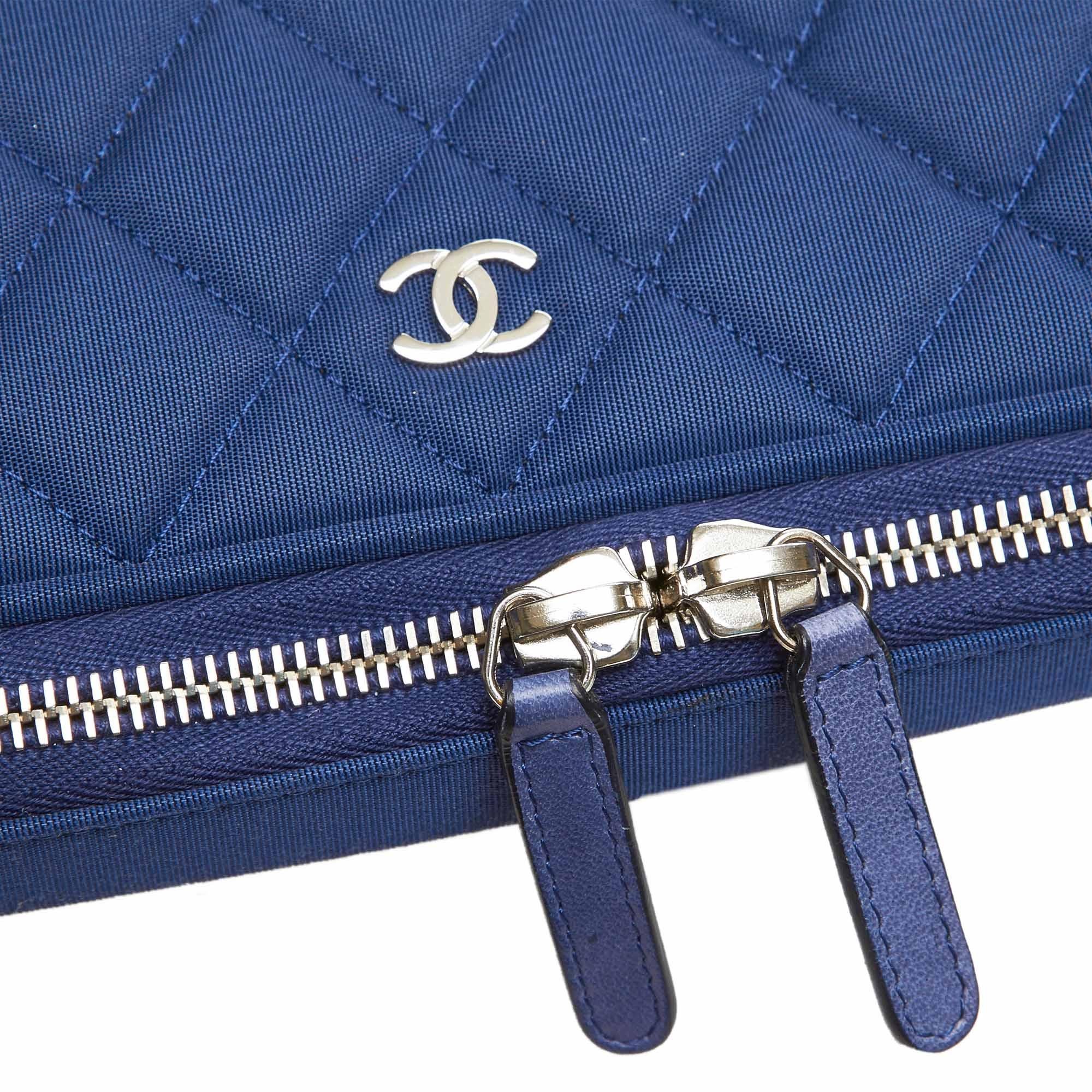 Chanel Blue Matelasse Laptop Bag For Sale 3
