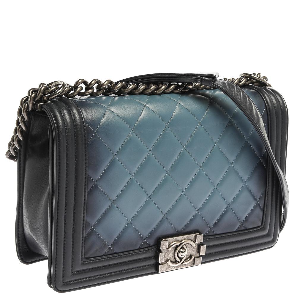 Chanel Blue Ombre Quilted Leather New Medium Boy Flap Bag In Good Condition In Dubai, Al Qouz 2