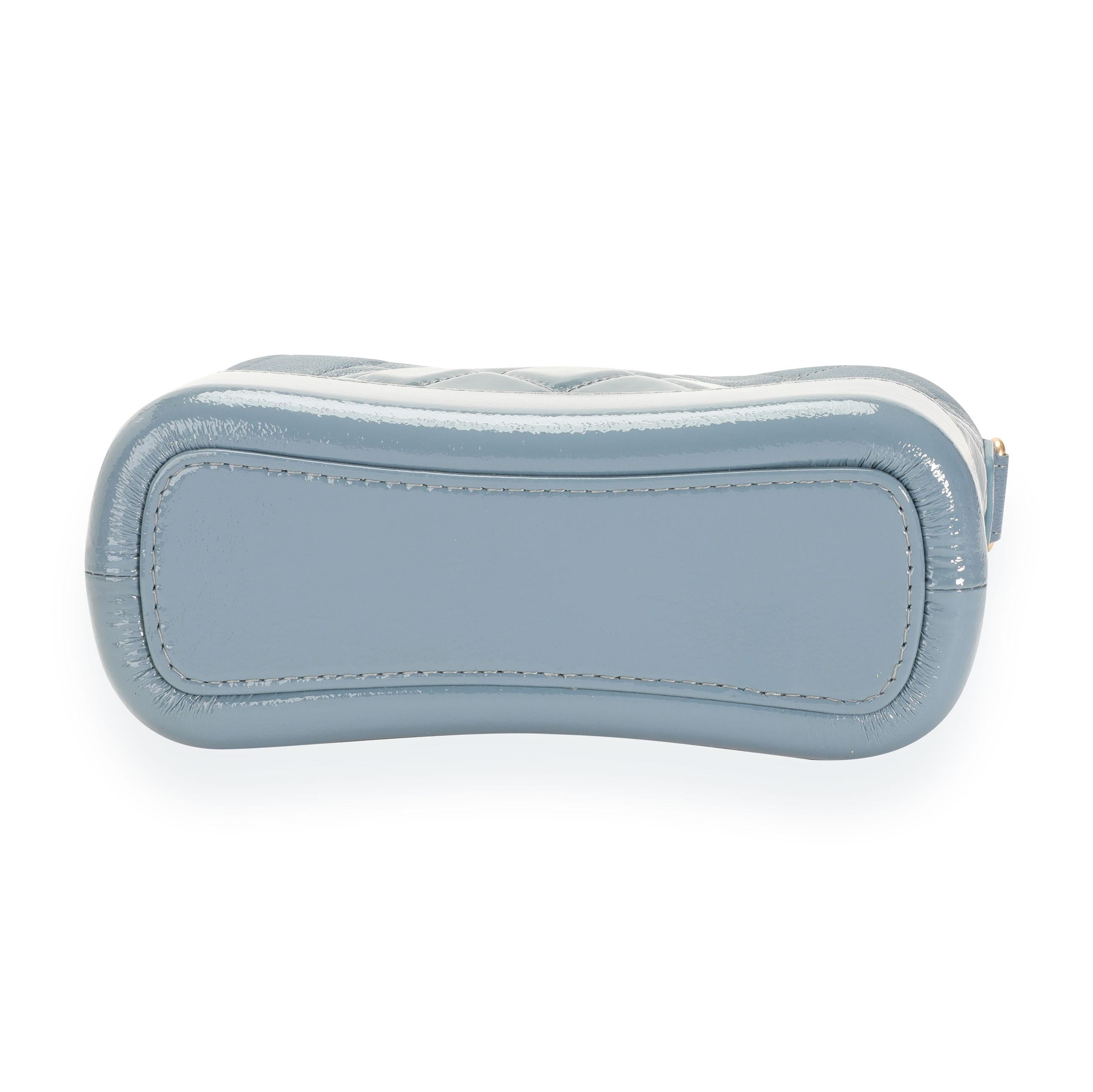 Chanel Blau Ombré Gestepptes Lackleder & gealtertes Kalbsleder Kleine Gabrielle Hobo für Damen oder Herren