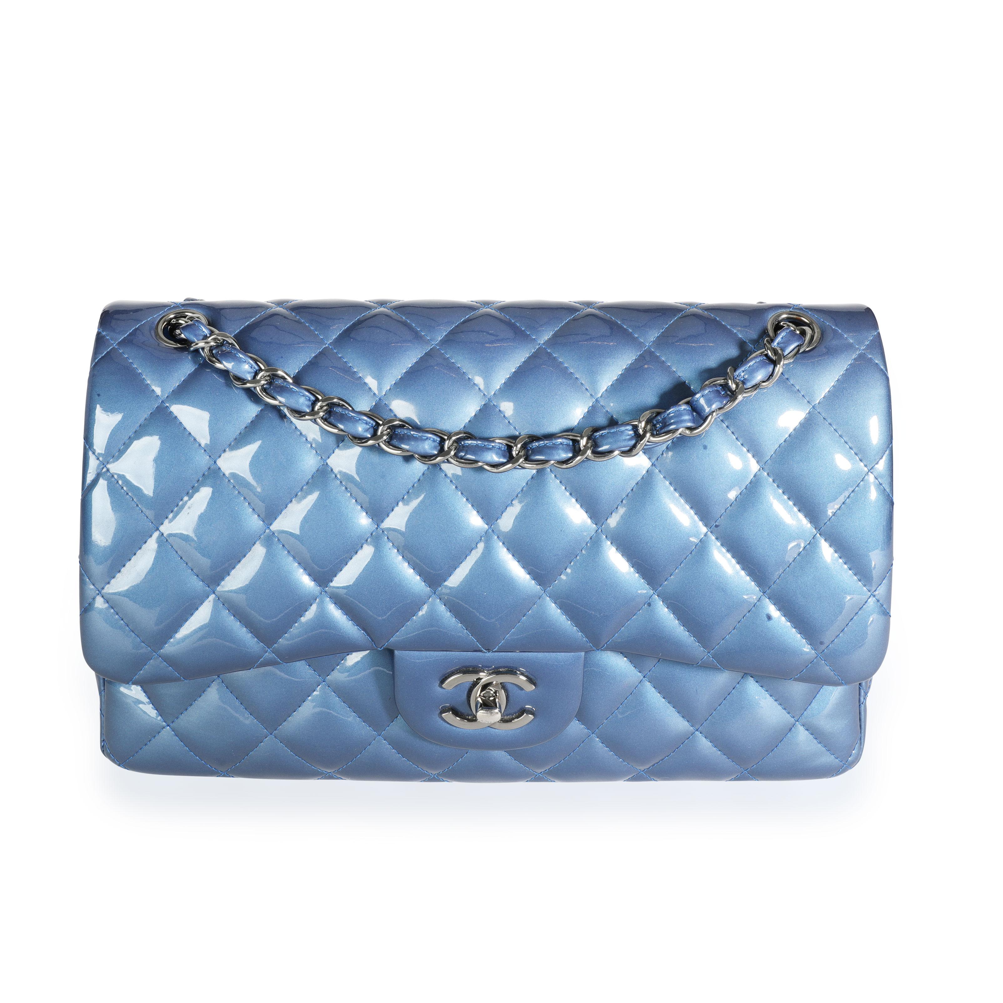 Chanel Blue Patent Leather Quilted Jumbo Classic Double Flap Bag In Good Condition In New York, NY