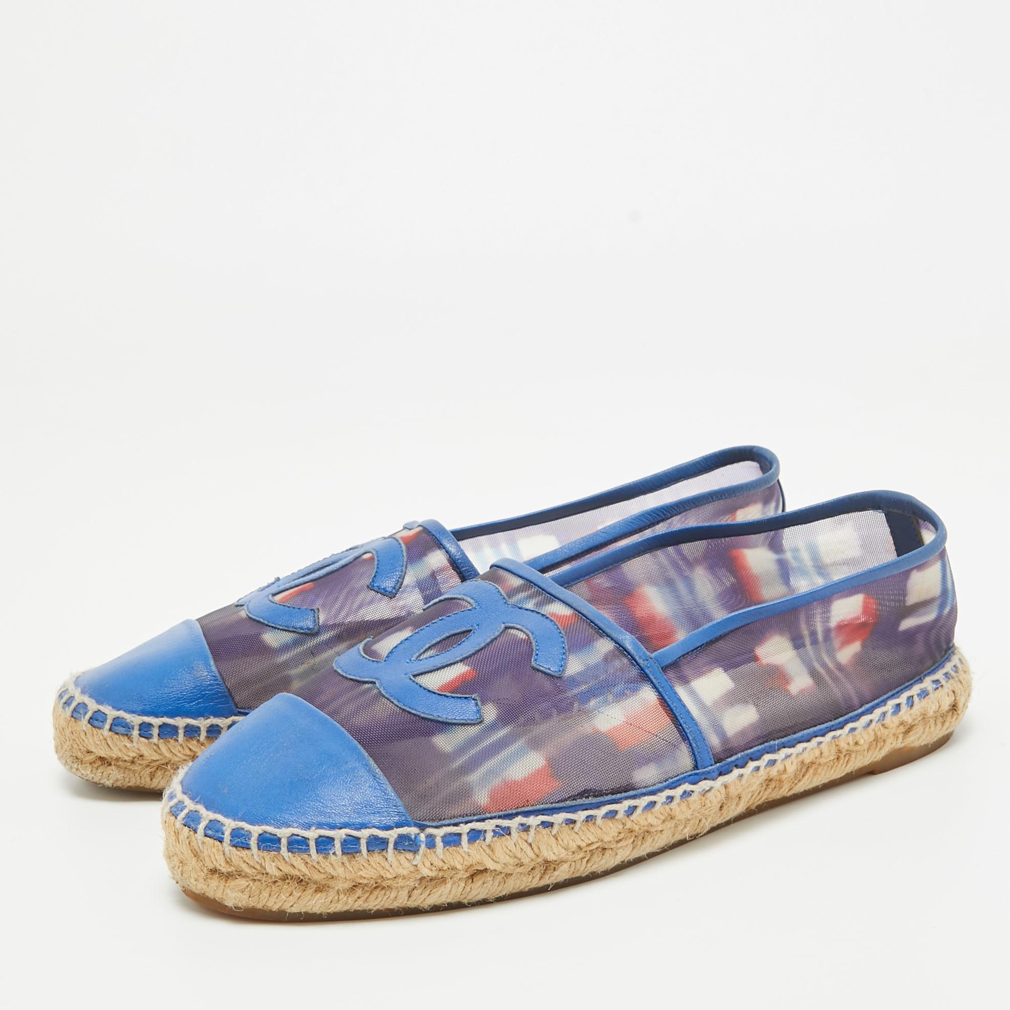 Chanel Blue Printed Mesh and Leather CC Espadrille Flats Size 39 2