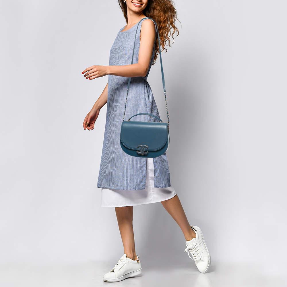 Chanel Blue Quilt Stitched Leather Coco Curve Flap Shoulder Bag In Good Condition In Dubai, Al Qouz 2