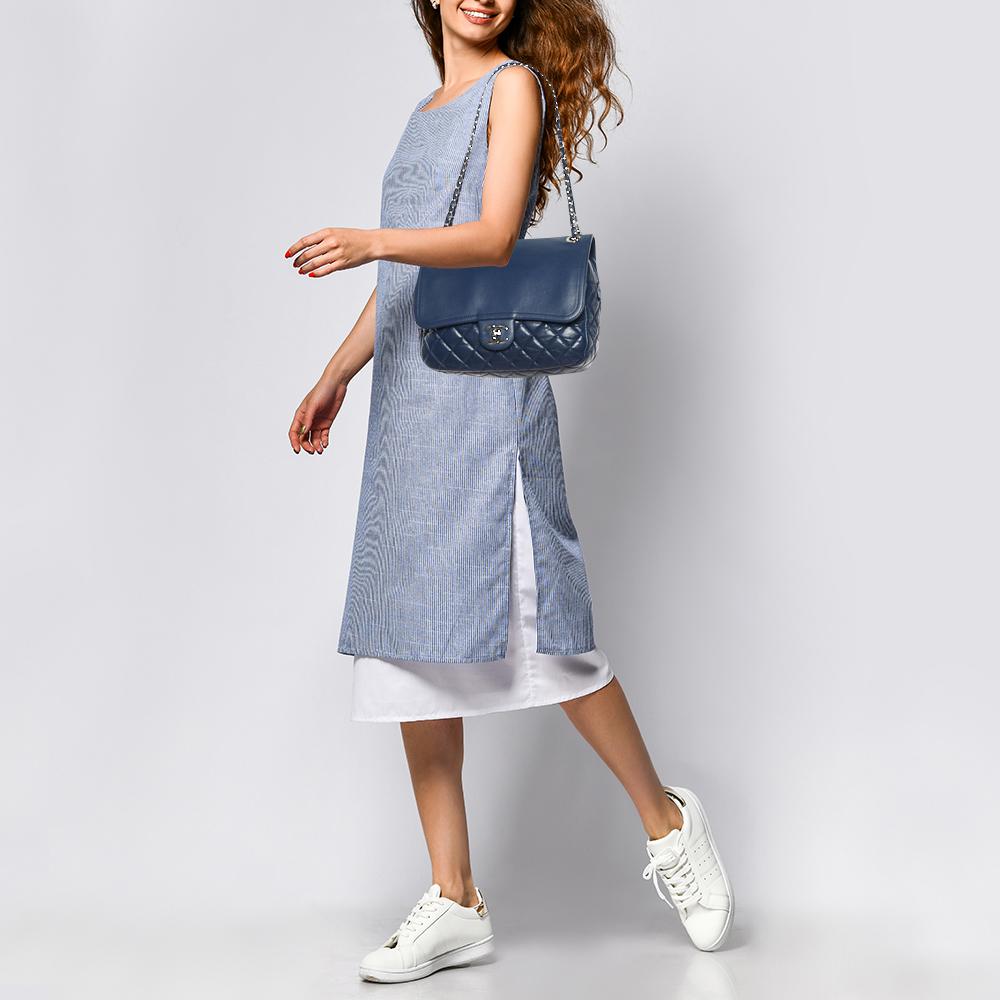 Chanel Blue Quilted Aged Leather Flap Shoulder Bag For Sale 6
