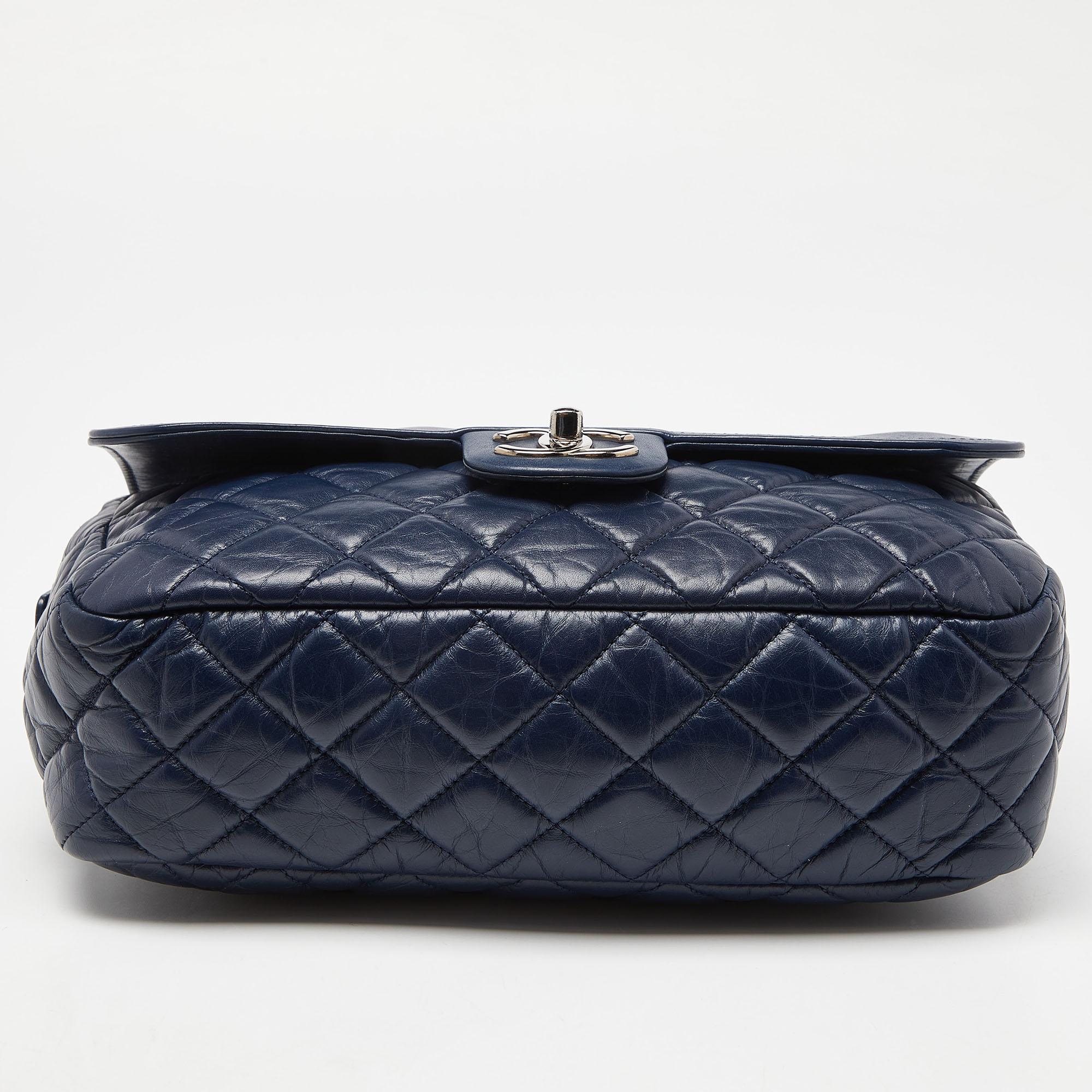 Chanel Blue Quilted Aged Leather Flap Shoulder Bag For Sale 1