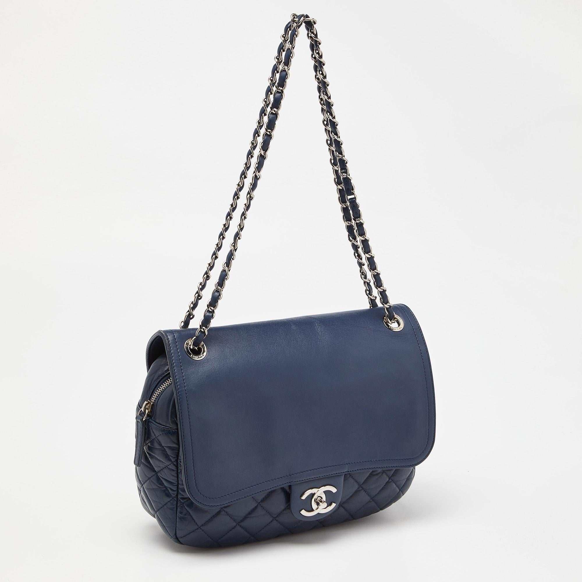 Chanel Blue Quilted Aged Leather Flap Shoulder Bag For Sale 5