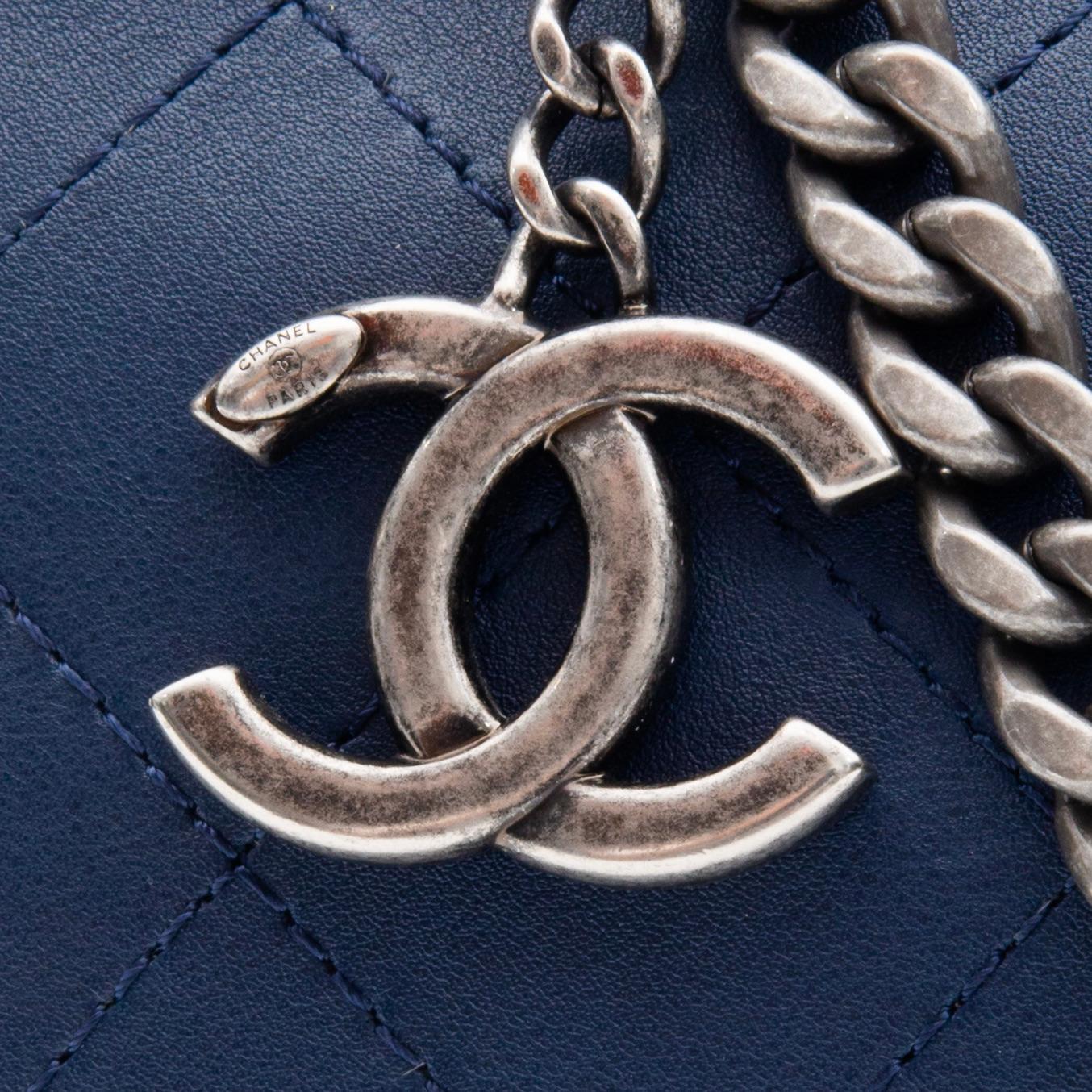 Chanel Blue Quilted Calfskin Leather Urban Allure Hobo Bag (2017) Small 2