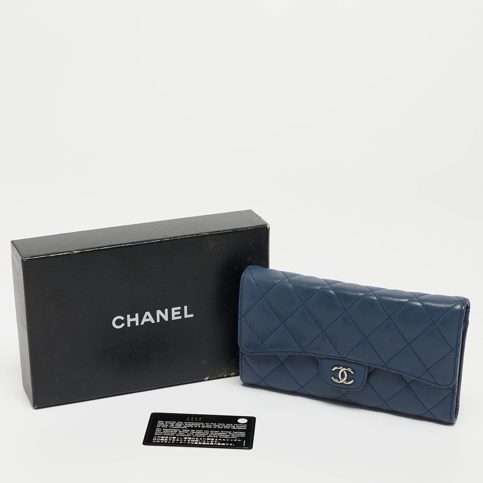 Chanel Blue Quilted Caviar Leather Classic Flap Wallet For Sale 16